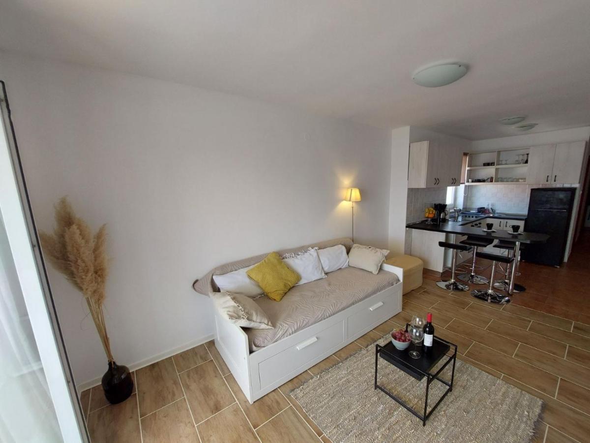 Apartament Apartman Iskra Jadranovo Zewnętrze zdjęcie